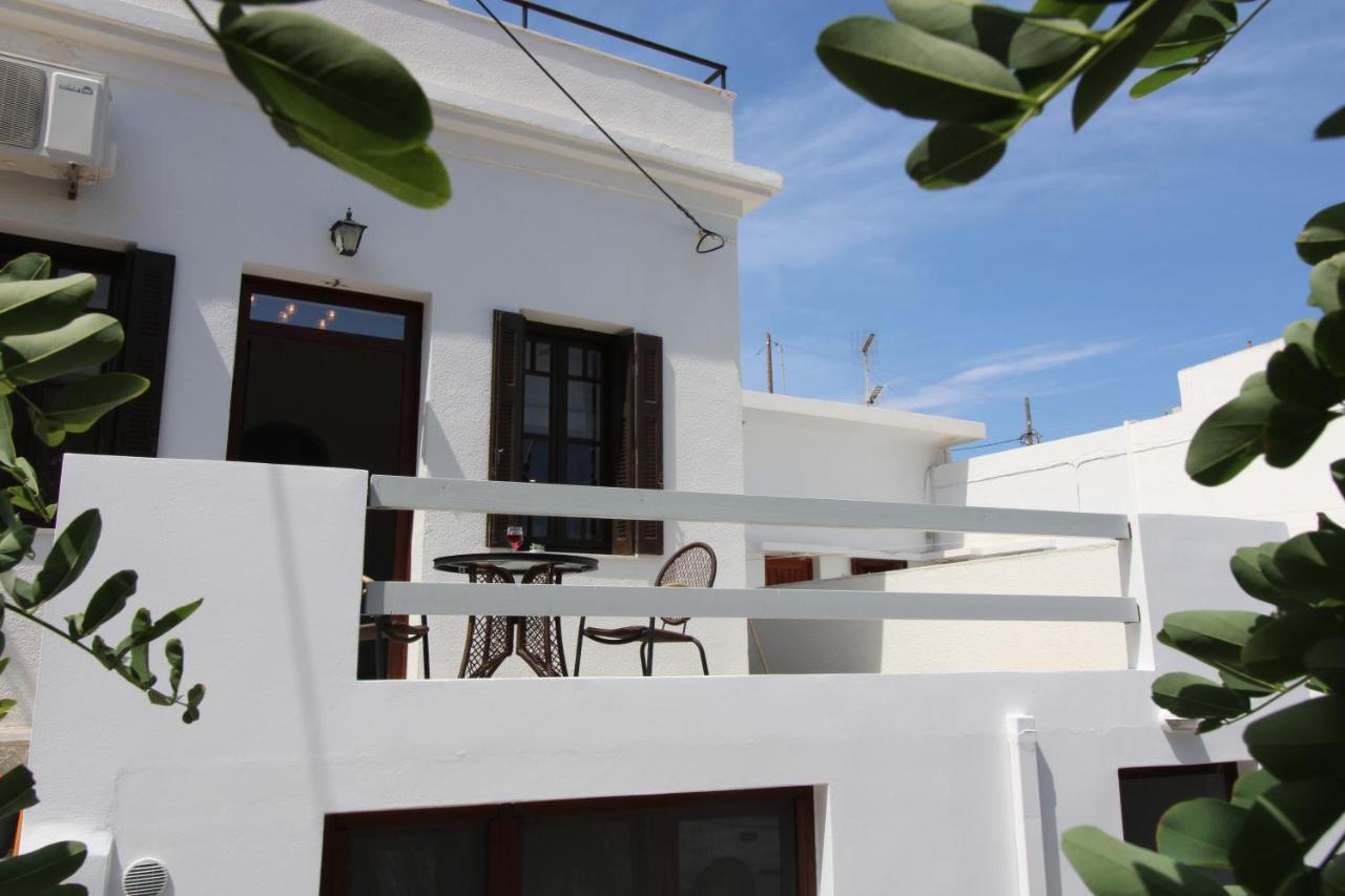 Plaka Philoxenia Apartments Kültér fotó