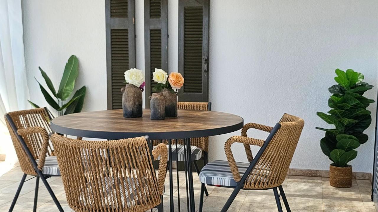 Plaka Philoxenia Apartments Kültér fotó